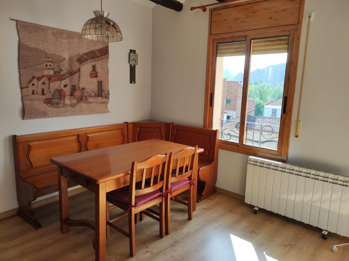 Cala Monica Apartment Camarasa ภายนอก รูปภาพ